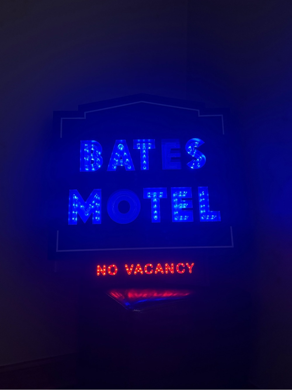BATES MOTEL Neon Sign - Blue & Red LED Wall Light